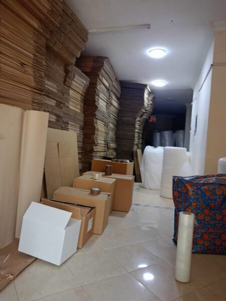 أرخص كراتين للبيع بالتجمع الأول